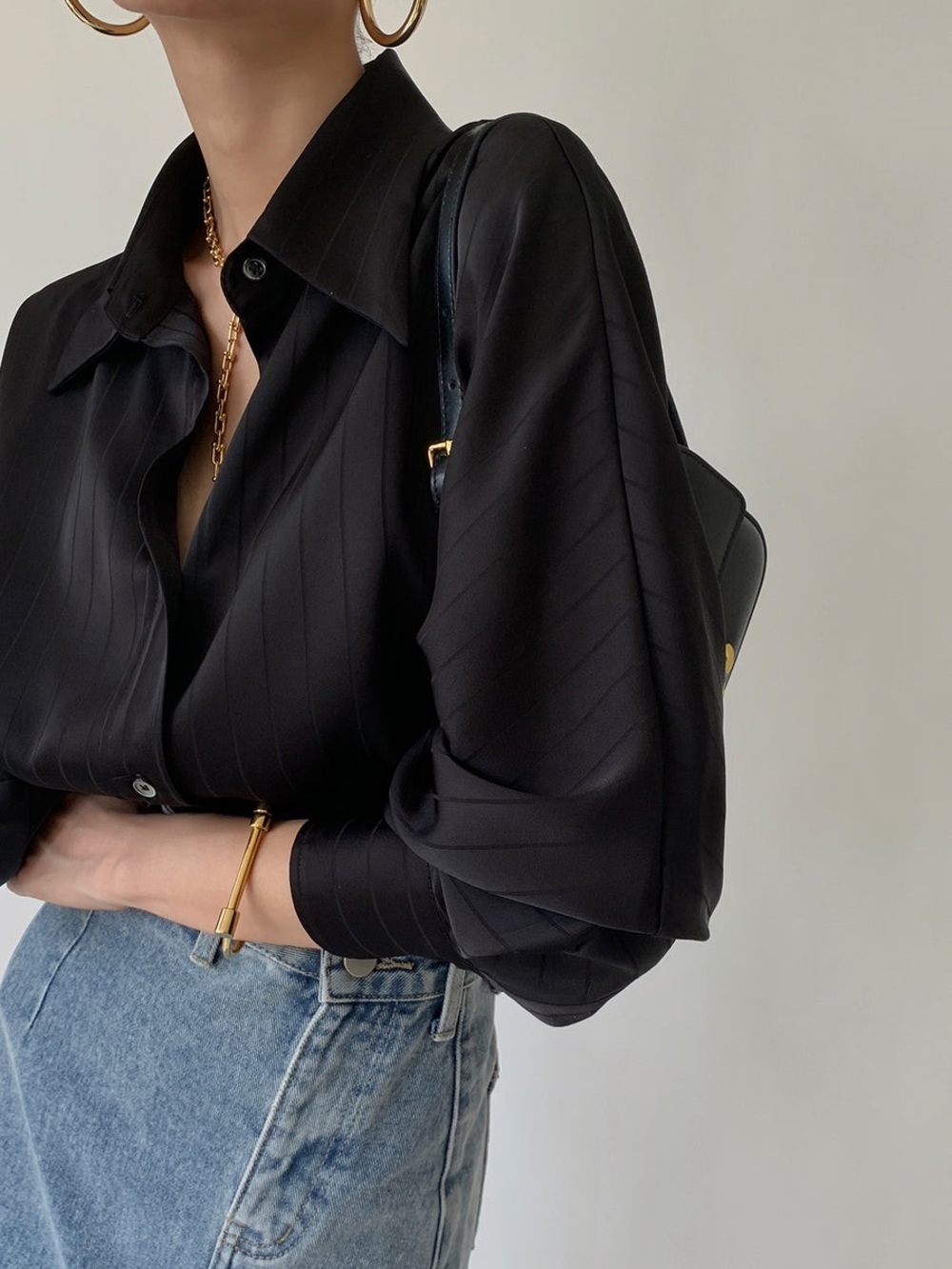 Commense Charlotte Oversized Button Up Collared Shirt - Picture 2 of 8
